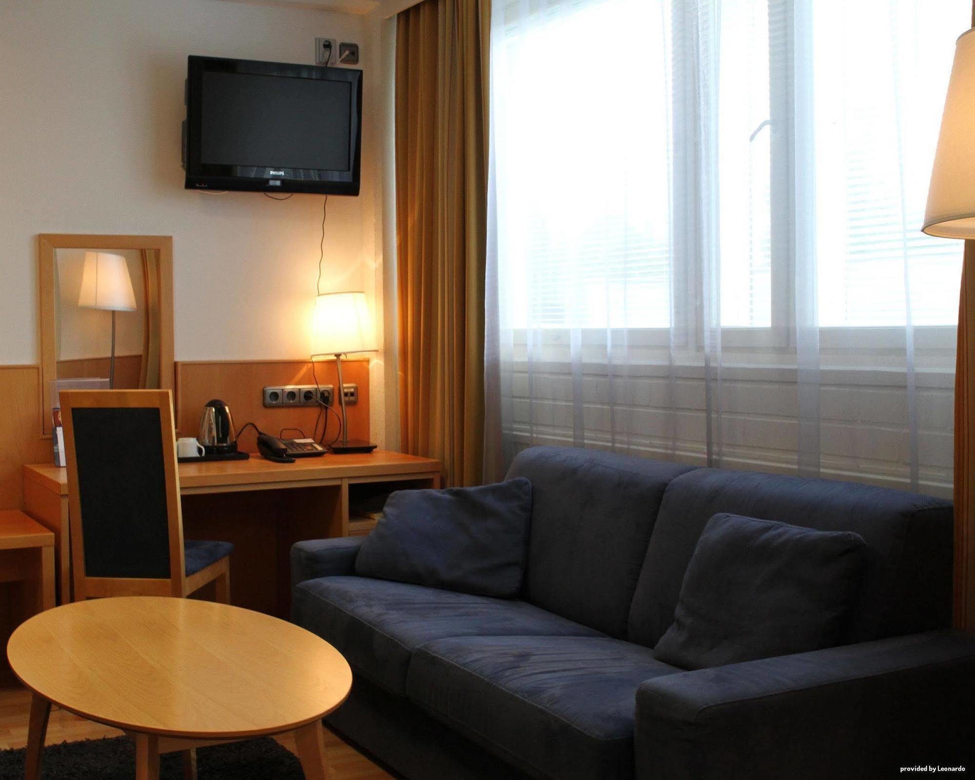 Economy Savonia Hotel 3*